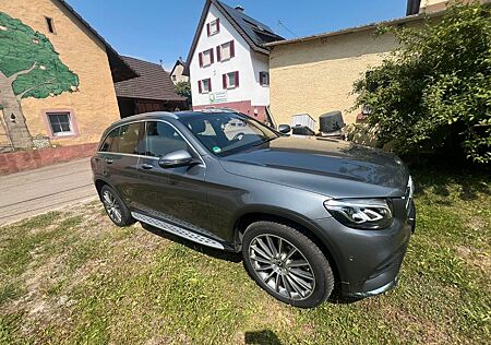 Mercedes-Benz GLC 250 4MATIC AMG line 9G
