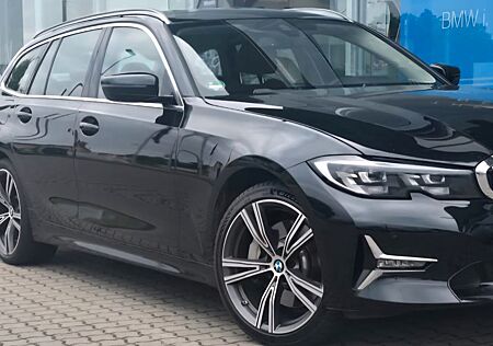 BMW 330d xDr Touring LuxuryLine TOP Leder Kam Memory