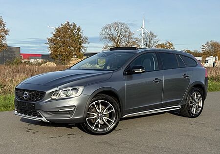 Volvo V60 CC V60 Cross Country 2.0 D4 Summum Dach Xenon Leder