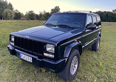 Jeep Cherokee Limited - Vollausstattung