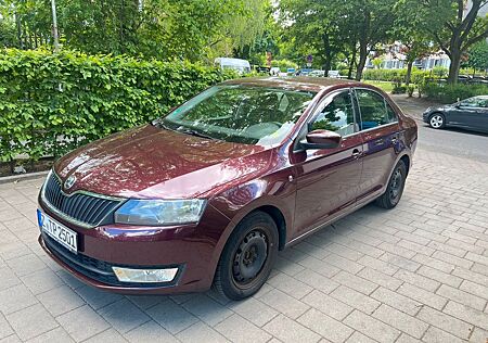 Skoda Rapid 1.2 TSI 77kW TÜV / Inspektion NEU