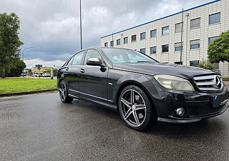 Mercedes-Benz C 280 4MATIC -