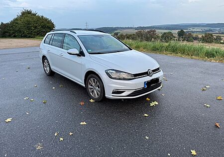 VW Golf Volkswagen 1.4 TSI DSG Variant Highline