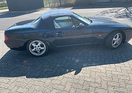 Porsche 968 - -