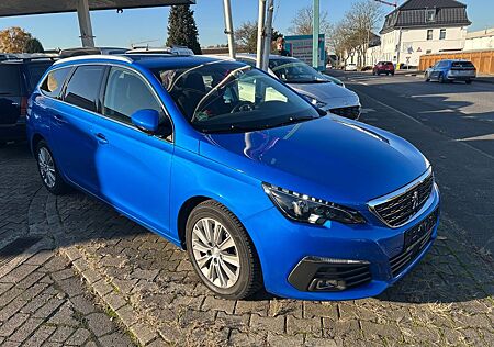 Peugeot 308 PureTech 130 EAT8 GT SW GT