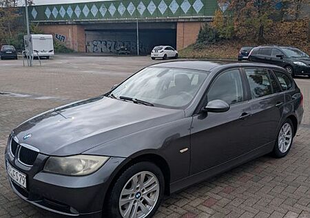 BMW 318d touring -