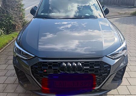 Audi RS Q3 RSQ3 2.5 TFSI S tronic quattro -