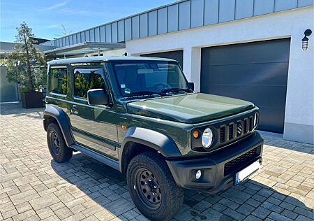 Suzuki Jimny NFZ/konserviert/8-fach bereift/AHK/DachTr.