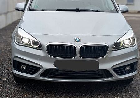 BMW 2er gebraucht kaufen BMW 2er 220 Gran Tourer 220i Steptronic Sport Line