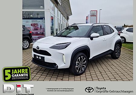 Toyota Yaris Cross 1.5 Hybrid Teamplayer + Winter FLA