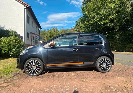 VW Up Volkswagen ! 1.0 55kW high ! Wenig KM, super Optik