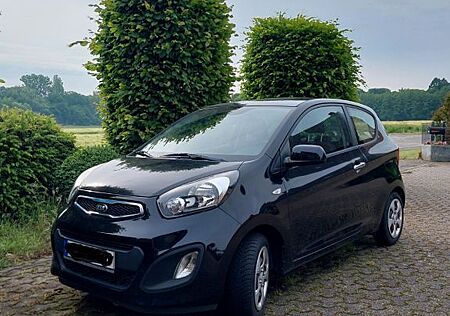 Kia Picanto 1.0 FIFA World Cup Edition FIFA Worl...