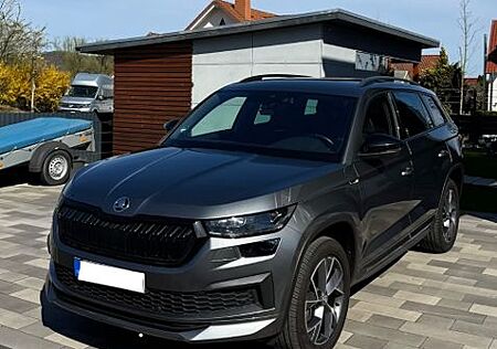 Skoda Kodiaq 2.0 TDI DSG 4x4 SPORTLINE AHK Matrix ACC