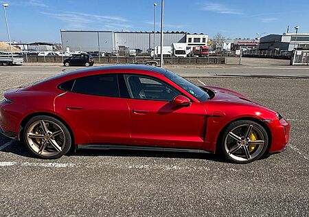 Porsche Taycan Turbo S Turbo S