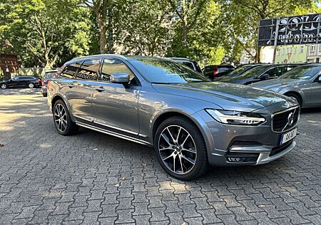 Volvo V90 Cross Country Pro AWD*HEAD UP*PANORAMA*