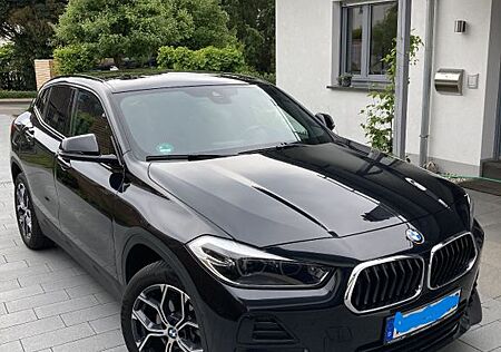 BMW X2 sDrive18i Ad. Plus AHK Garantie Navi