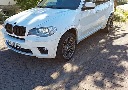 BMW X5 xDrive30d - M Paket