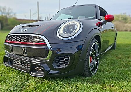 Mini John Cooper Works Cabrio John Cooper Works