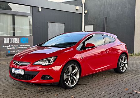 Opel Astra J GTC XENON/NAVI/SHZ/LHZ/PDC/20"/TEMPOMAT