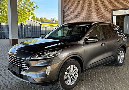 Ford Kuga Hybrid Titanium X LED|KAMERA|NAVI|CARPLAY