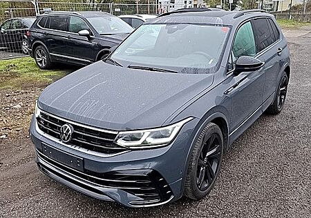 VW Tiguan Volkswagen 1.5 TSI R-Line Black Style DSG *iQ/PANO*