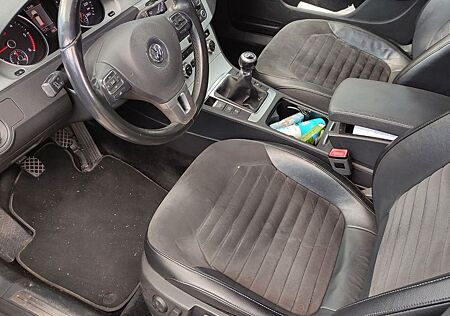 VW Passat Variant Volkswagen 2.0 TDI Highline, ZR, Kuppl,DPF,Bremsen erneuert