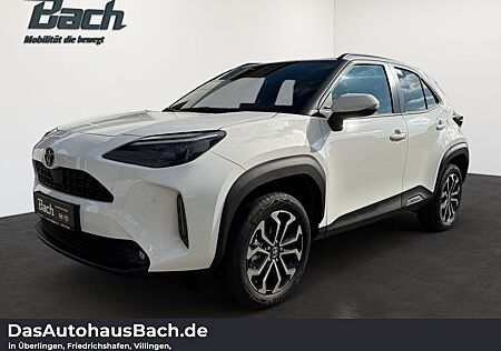 Toyota Yaris Cross gebraucht kaufen Toyota Yaris Cross 1,5 Hybrid Teamplayer Safety Winter