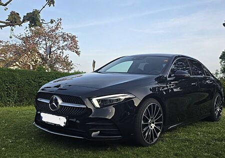 Mercedes-Benz A 220 Limousine 4 Matic amg line