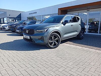 Volvo XC40 B4 Gear. Plus Dark 2WD MJ26/Standheiz./360°