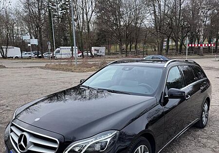 Mercedes-Benz E 250 CDI 4MATIC T AVANTGARDE Autom. AVANTGARDE