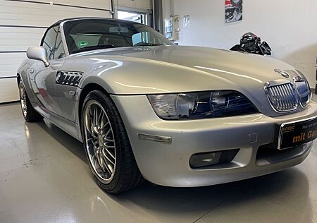 BMW Z3 Roadster 1.8 NEUZSTD KLIMA SCHNITZER 18" VOLL