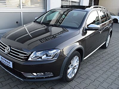 Volkswagen Passat Alltrack 2.0 TSI 4M*DSG*XENON*PANO*AHK*NV