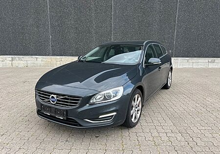 Volvo V60 Kombi Momentum