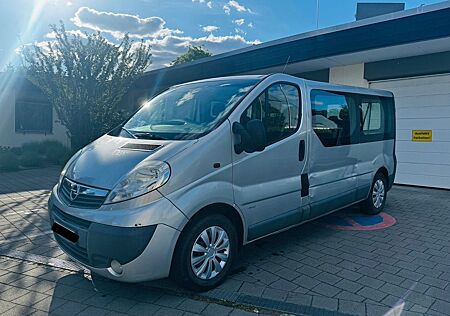 Opel Vivaro lang-Version