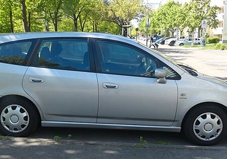 Honda Stream 1.7i ES ES
