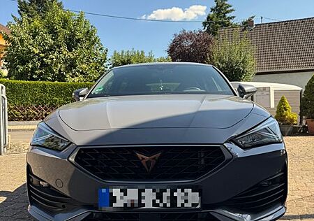 Cupra Leon 1.4 e-HYBRID 180kW VZ CUP DSG VZ CUP