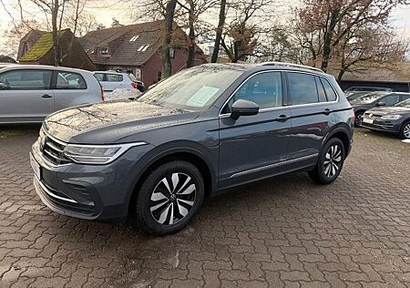 VW Tiguan Volkswagen Move DSG KAMERA LED ACC APP