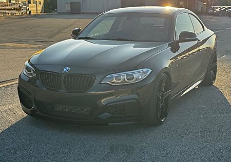 BMW M235i Coupe