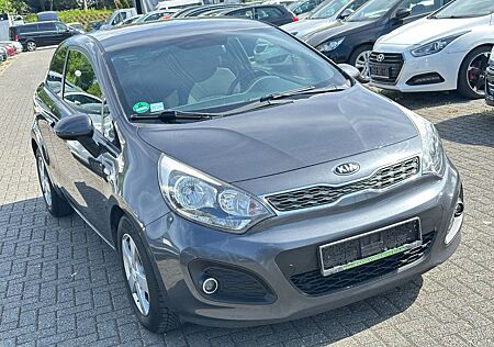 Kia Rio FIFA World Cup Edition