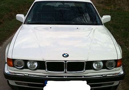 BMW 750iL Bj. 90, TÜV 03/27, 232.500km, H, Original