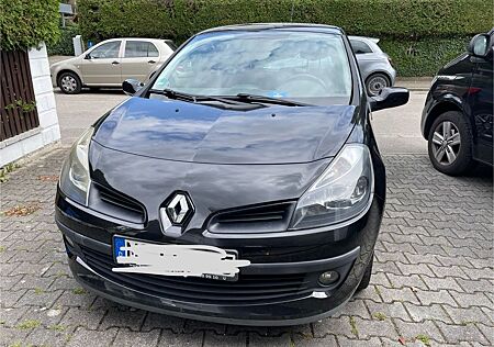Renault Clio Authentique 1.2 16V 55kW Authentique