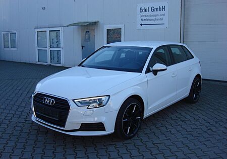 Audi A3 Sportback 1.6 TDI S-Tronic*Bi-Xenon*Service*