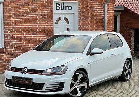VW Golf Volkswagen VII Lim.GTI*SHZ/TEMPOMAT/SPORT/BIXENON/TOP*