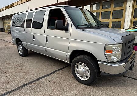 Ford Econoline E 350 -5.4 V8 TRITON 3.500 - 9 SITZE