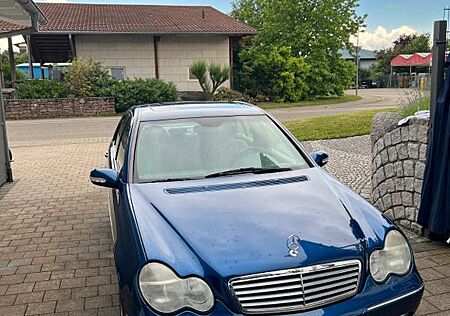 Mercedes-Benz C 240 4MATIC AVANTGARDE Avantgarde