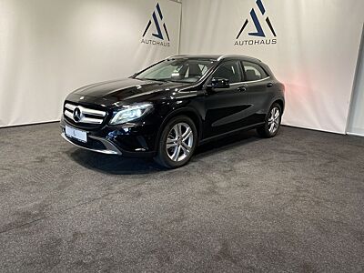 Mercedes-Benz GLA 220 CDIAutom Navi PDC Klima SHZ Bi-Xenon