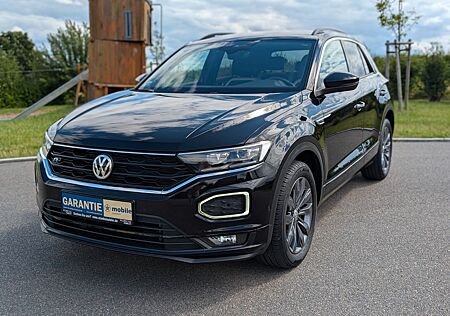 VW T-Roc Volkswagen Sport R-Line 1HD* LED*ACC*STHZ*AHK*TOP