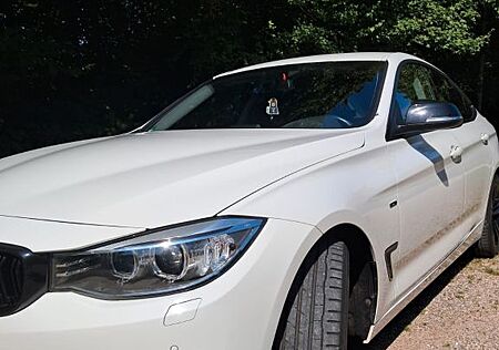BMW 320i Sport Line Sport Line