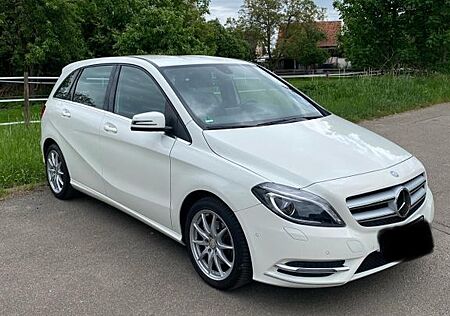 Mercedes-Benz B 180 Mercedes CDI Sports Tourer 245 G