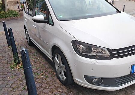 VW Touran Volkswagen 1.4 TSI DSG Highline automatik